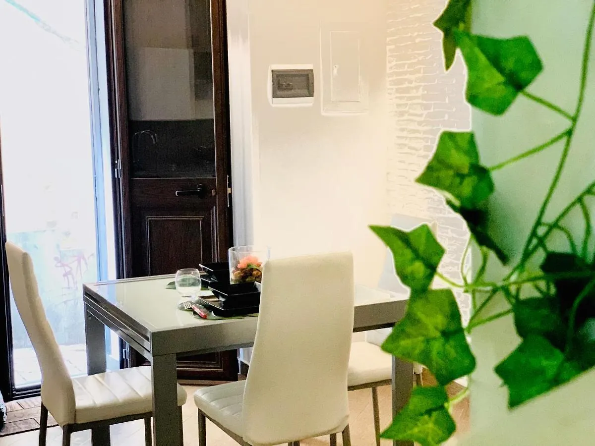 La Casa Sul Vicolo - Centro Storico Apartment Palermo Italy